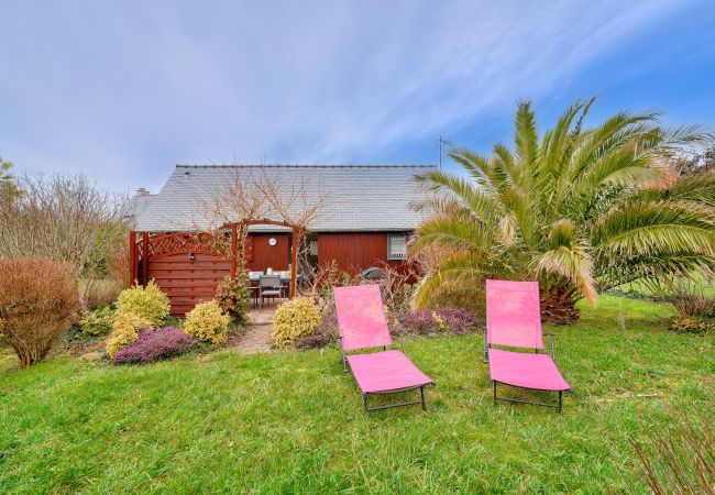 Chalet in Loctudy - 800m from the beach, quiet chalet for 4 Chalet in Loctudy - 800m from the beach, quiet chalet for 4