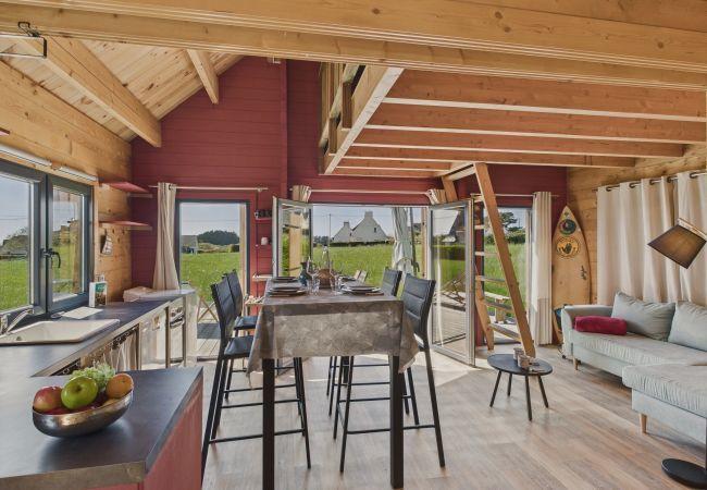 Chalet in Penmarch - 650m Ster beach, chalet - terrace for 4 Chalet in Penmarch - 650m Ster beach, chalet - terrace for 4