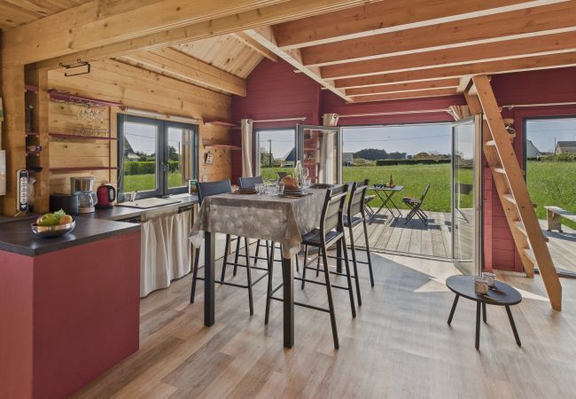 Chalet in Penmarch - 650m Ster beach, chalet - terrace for 4 Chalet in Penmarch - 650m Ster beach, chalet - terrace for 4