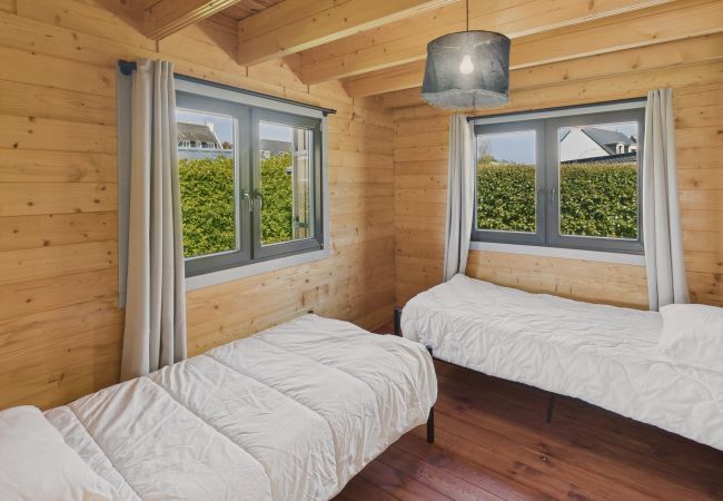 Chalet in Penmarch - 650m Ster beach, chalet - terrace for 4 Chalet in Penmarch - 650m Ster beach, chalet - terrace for 4