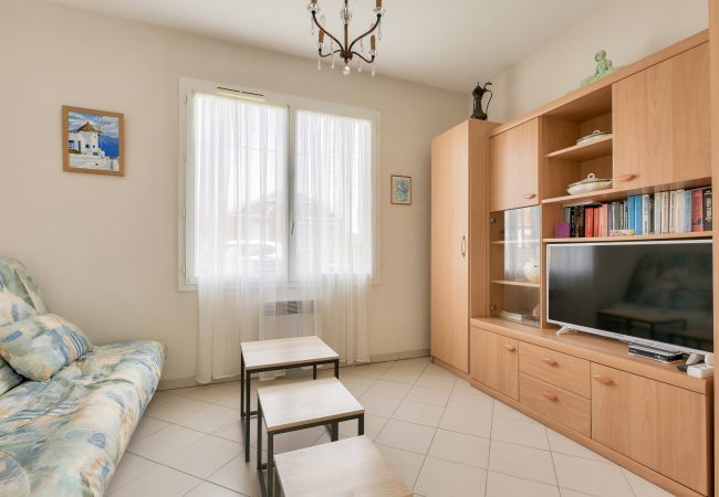 House in Andernos-les-Bains - A peaceful stopover for 4 in Andernos-les-Bains House in Andernos-les-Bains - A peaceful stopover for 4 in Andernos-les-Bains