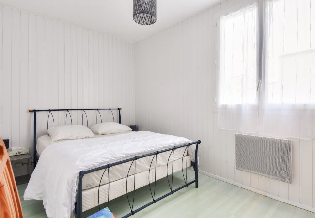 Apartment in Saint-Hilaire-de-Riez - 250m from the beach - Loggia - Flat for 4 Apartment in Saint-Hilaire-de-Riez - 250m from the beach - Loggia - Flat for 4