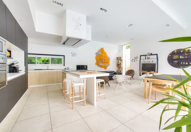 Villa in Longeville-sur-Mer - Villa with pool - 500m from Rampillon beach Villa in Longeville-sur-Mer - Villa with pool - 500m from Rampillon beach