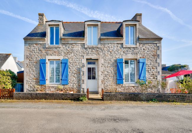 House in Penmarch - 700m from the beach, charming house for 6 House in Penmarch - 700m from the beach, charming house for 6