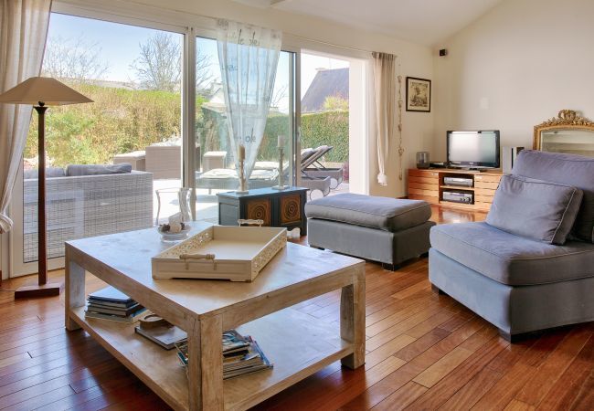 House in Fouesnant - Large house for 8 in Beg Meil, Fouesnant House in Fouesnant - Large house for 8 in Beg Meil, Fouesnant