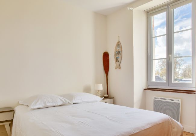 House in Fouesnant - Large house for 8 in Beg Meil, Fouesnant House in Fouesnant - Large house for 8 in Beg Meil, Fouesnant