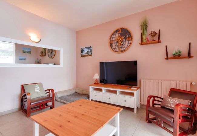 House in Les Sables-d´Olonne - House for 8 – Les Sables – 950m from beach House in Les Sables-d´Olonne - House for 8 – Les Sables – 950m from beach