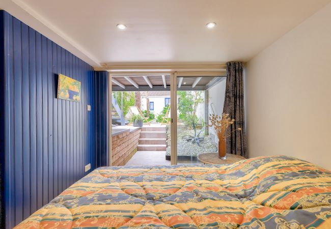 House in Les Sables-d´Olonne - 400m from the beach - house with garden House in Les Sables-d´Olonne - 400m from the beach - house with garden