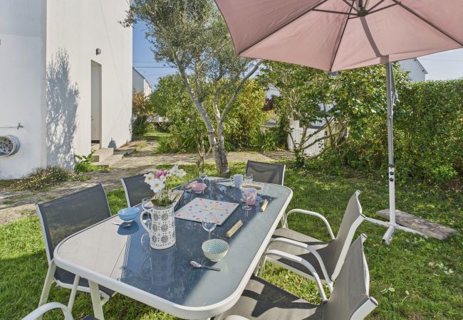House in Loctudy - 200m from Langoz beach - House for 10  House in Loctudy - 200m from Langoz beach - House for 10