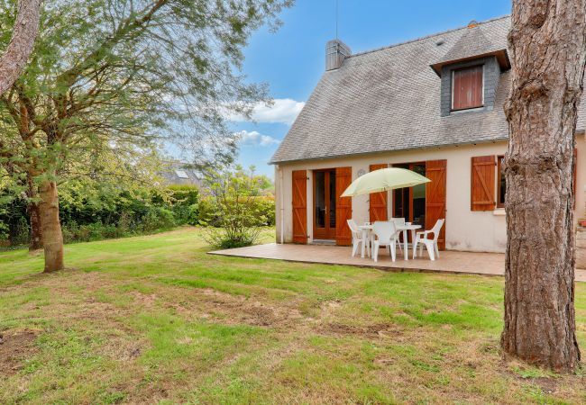 House in Sarzeau - House for 8- garden between Beaches and Gulf