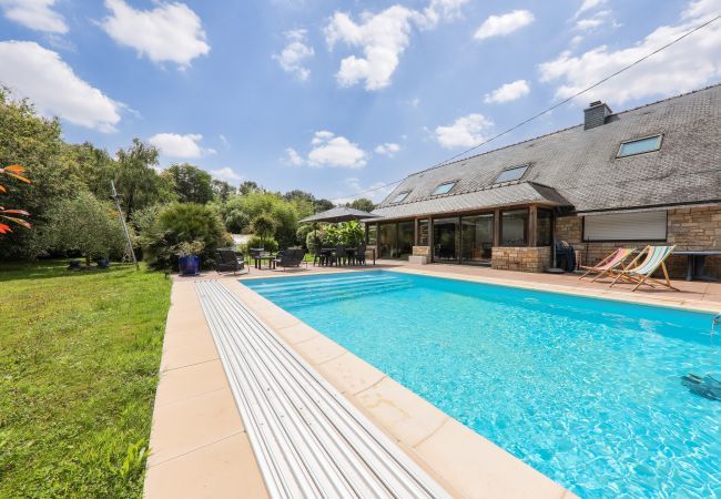 House in Sarzeau - Sarzeau - 12 pers - swimming pool and billiards
