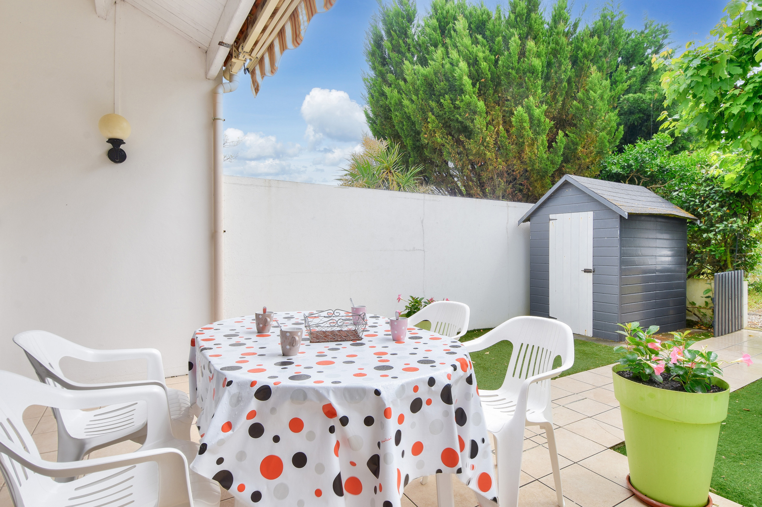  in St. Hilaire de Riez - 150m beach - House for 4 - Colourful terrace