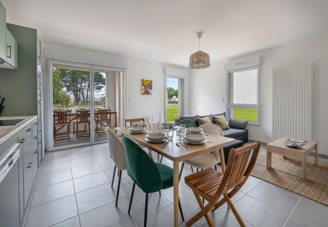 Apartment in Pornic - Appartment for 6 near the center of Pornic