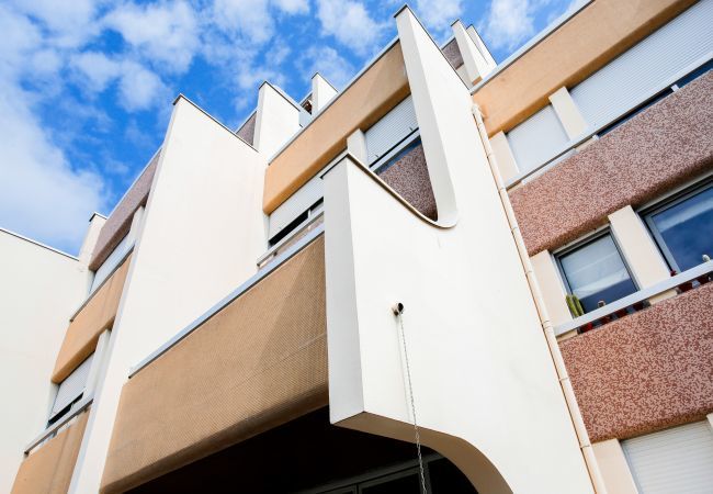 Apartment in Dinard - close to the market and the large beach at l'Ecluse Apartment in Dinard - close to the market and the large beach at l'Ecluse