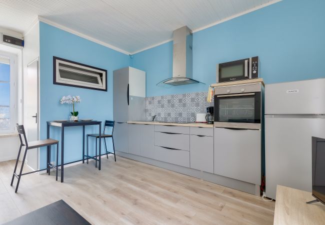 Studio in Les Sables-d´Olonne - Studio for 2 in Fishermen's square Studio in Les Sables-d´Olonne - Studio for 2 in Fishermen's square