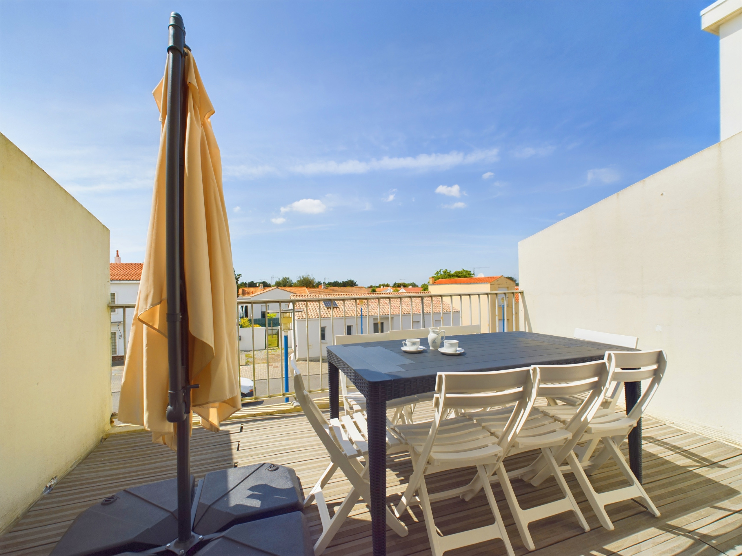  in St. Hilaire de Riez - Flat for 4 in the town centre - near by tren station