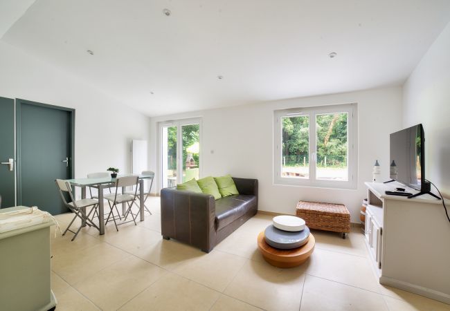 House in Longeville-sur-Mer - 850 from de beach, new house for 6 in the wood House in Longeville-sur-Mer - 850 from de beach, new house for 6 in the wood