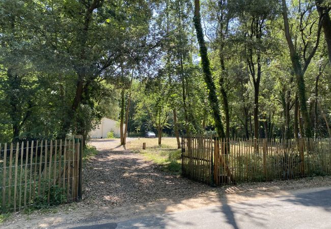 House in Longeville-sur-Mer - 850 from de beach, new house for 6 in the wood House in Longeville-sur-Mer - 850 from de beach, new house for 6 in the wood