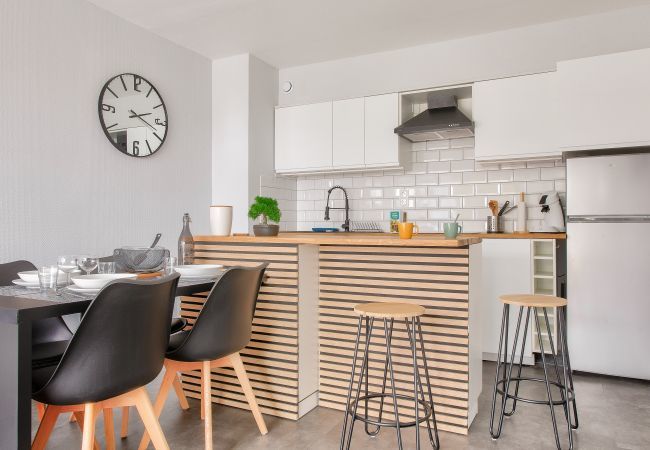 Apartment in Bénodet - sea view - 160m from the beach - Flat for 4  Apartment in Bénodet - sea view - 160m from the beach - Flat for 4