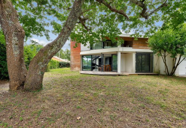 House in Andernos-les-Bains - 950m to beach – architect house 4 adults – 4 kids House in Andernos-les-Bains - 950m to beach – architect house 4 adults – 4 kids