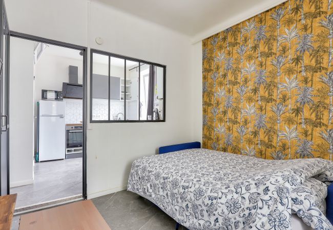 Apartment in Nantes - Flat for 4 - Nantes - 950m from the Loire  Apartment in Nantes - Flat for 4 - Nantes - 950m from the Loire