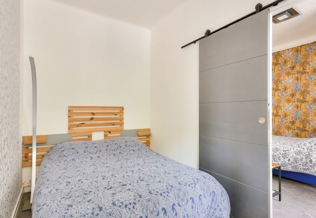 Apartment in Nantes - Flat for 4 - Nantes - 950m from the Loire  Apartment in Nantes - Flat for 4 - Nantes - 950m from the Loire