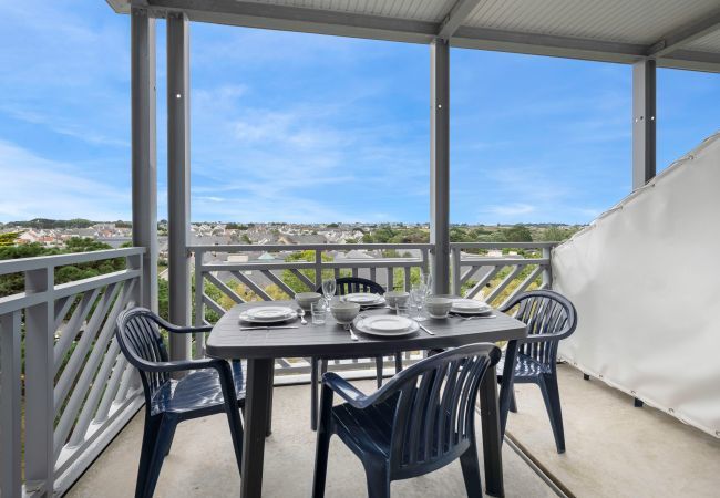 Apartment in Le Croisic - access to the beach, pool, nice flat for 4