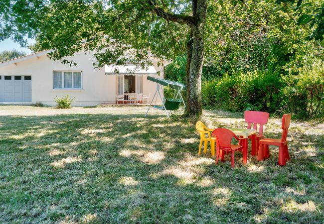 House in Andernos-les-Bains - Less than 2km from the beach, house for 6 House in Andernos-les-Bains - Less than 2km from the beach, house for 6