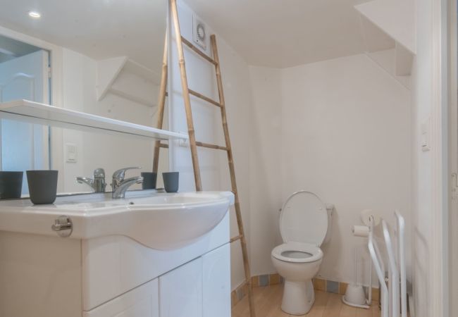Terraced House in Pornic - Semi-detached house for 4 - Historical center Terraced House in Pornic - Semi-detached house for 4 - Historical center