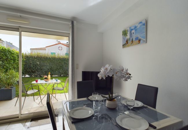 Apartment in Les Sables-d´Olonne - Les Sables d'Olonne, flat for 4 & garden Apartment in Les Sables-d´Olonne - Les Sables d'Olonne, flat for 4 & garden