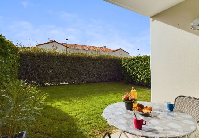 Apartment in Les Sables-d´Olonne - Les Sables d'Olonne, flat for 4 & garden Apartment in Les Sables-d´Olonne - Les Sables d'Olonne, flat for 4 & garden