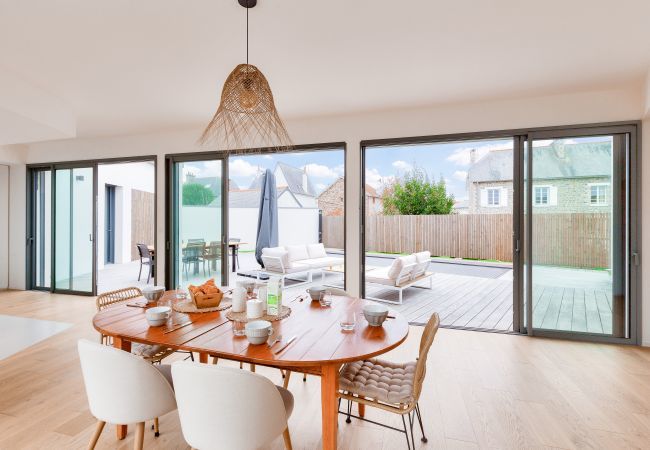 House in Pléneuf-Val-André - 800m from the beach, new house for 10 with pool