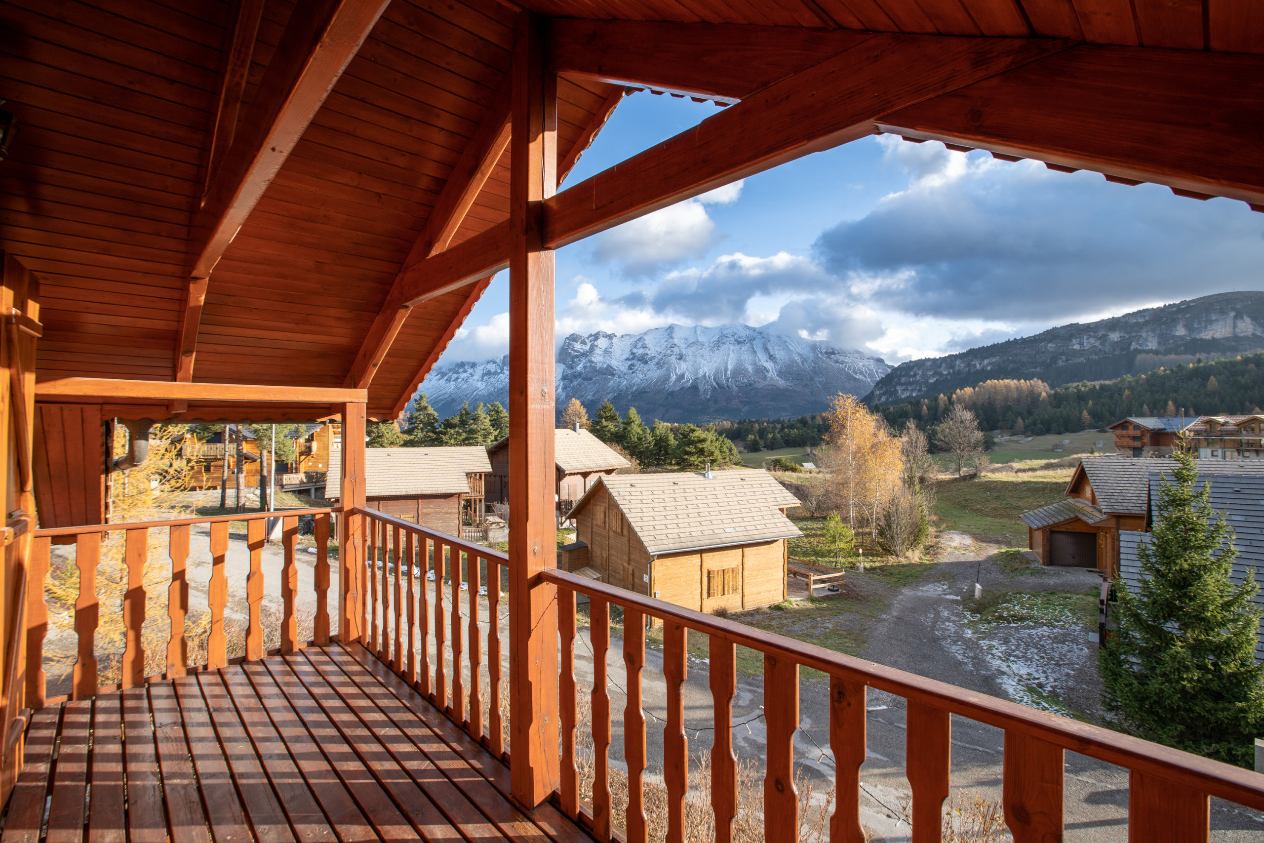 Villa in Le Dévoluy - 400m from the slopes, comfortable chalet for 10