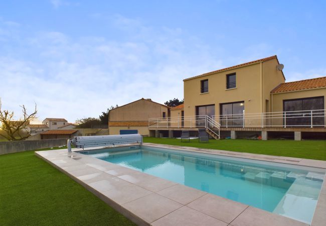 House in Bretignolles-sur-Mer - 350m from the beach, house for 7 with a pool