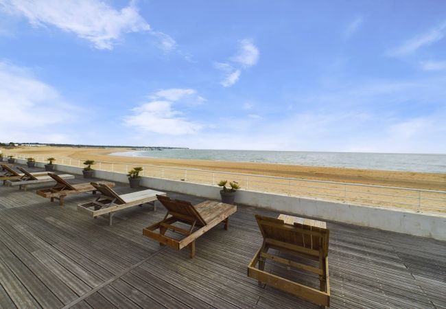 Apartment in La Tranche-sur-Mer - Seaview ! Flat for 6 persons