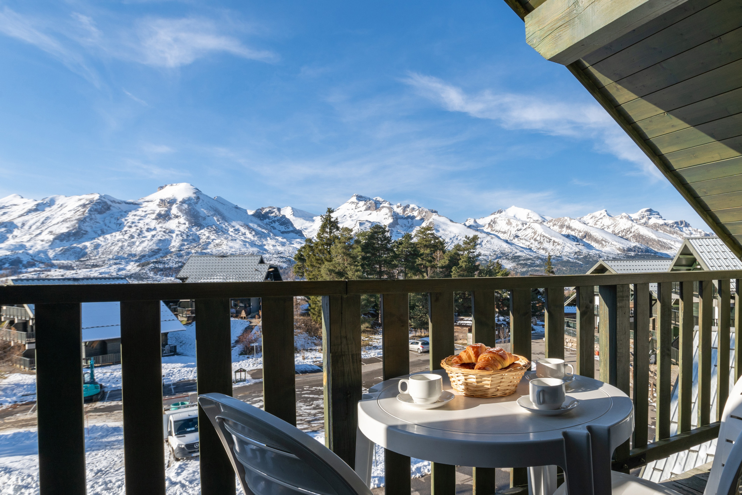  in Le Dévoluy - 200m from the ski slopes, flat for 4