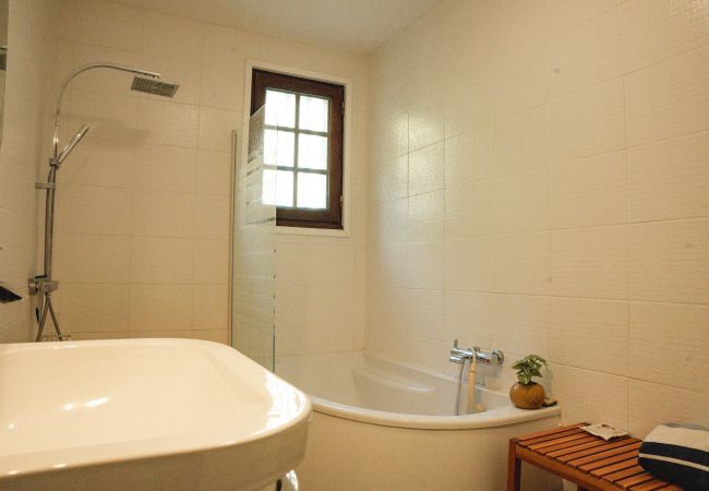 House in Auriac-du-Périgord - Estate for 8 people with swimming pool House in Auriac-du-Périgord - Estate for 8 people with swimming pool