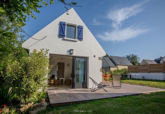 House in Penvénan - House 300 m from the sea with garden House in Penvénan - House 300 m from the sea with garden
