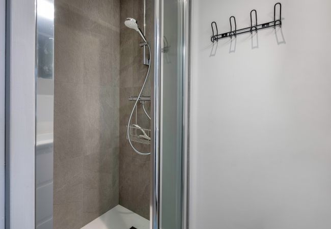 House in Pornichet - House for 4 people, only 450m from the beaches! House in Pornichet - House for 4 people, only 450m from the beaches!