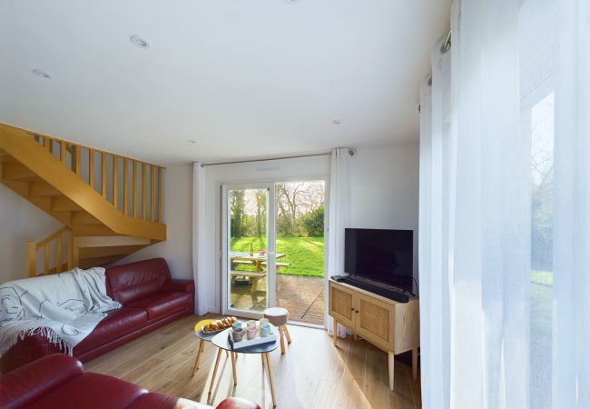 House in Plomeur - House for 8 in Plomeur - Large garden  House in Plomeur - House for 8 in Plomeur - Large garden