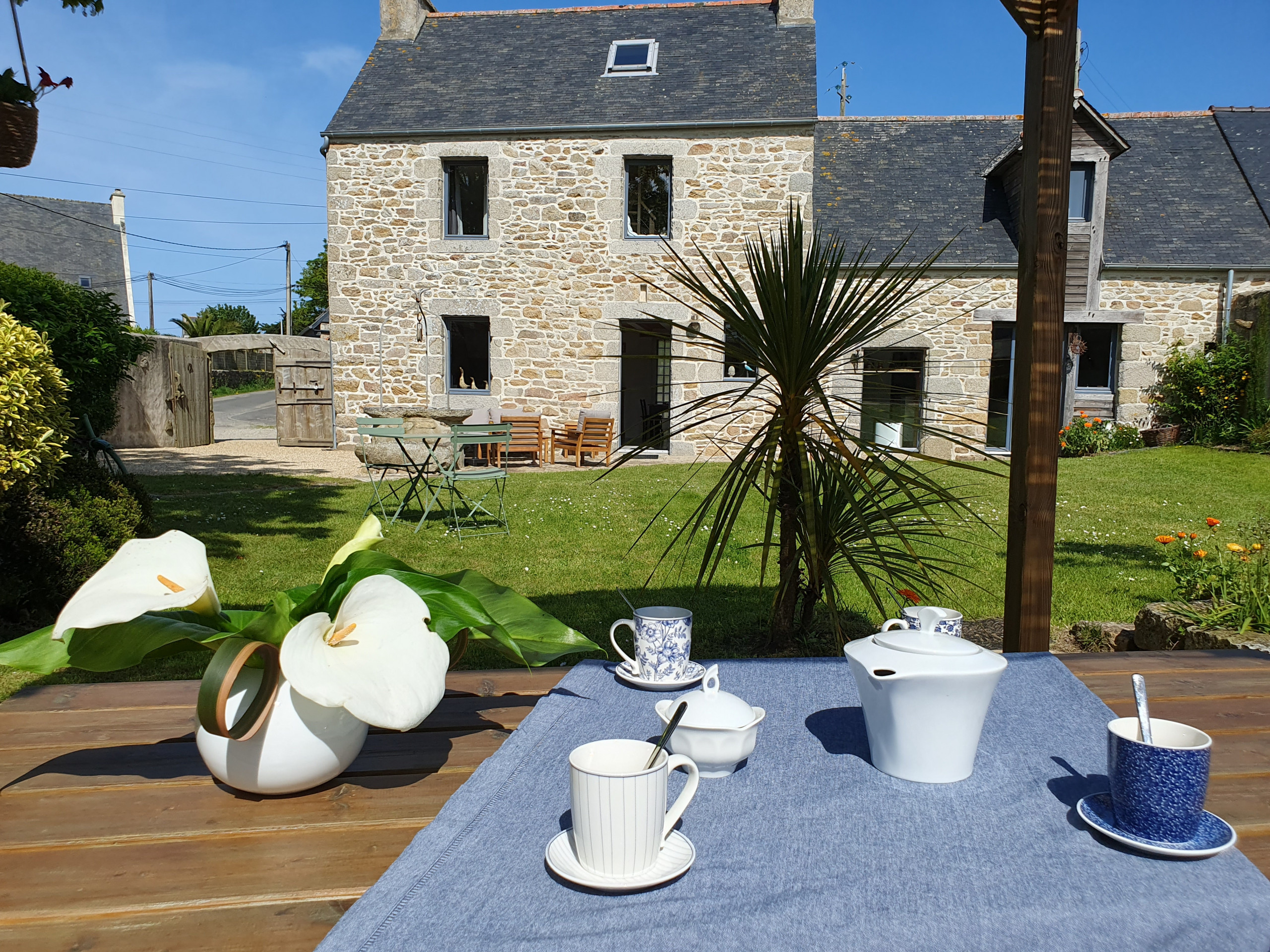  in Guissény - Pretty stone house with large garden for 6