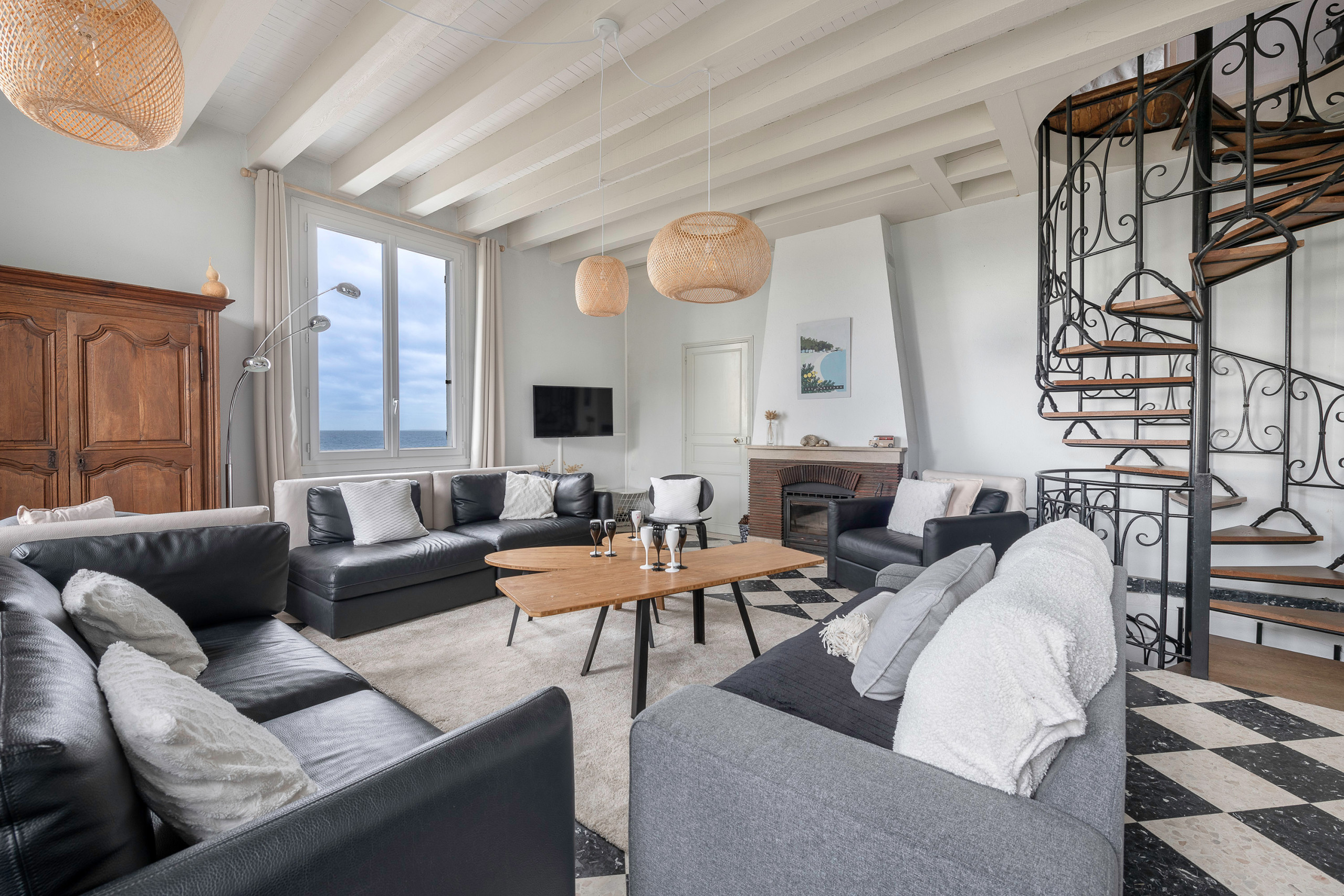  in Saint-Michel-Chef-Chef - Sea - beach facing family villa for 12