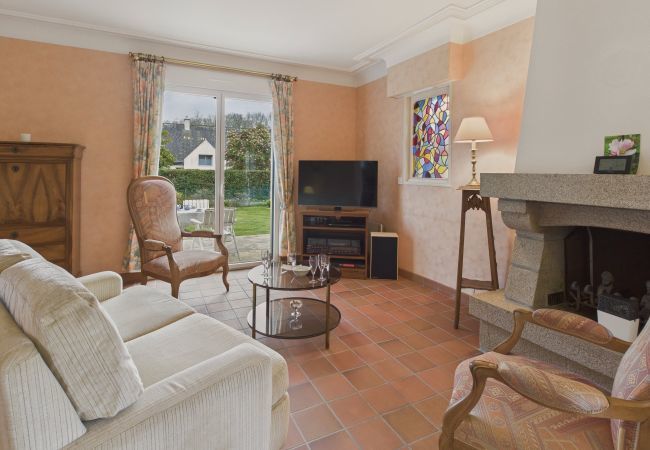 House in Fouesnant - House for 6 with garden, center de Fouesnant House in Fouesnant - House for 6 with garden, center de Fouesnant