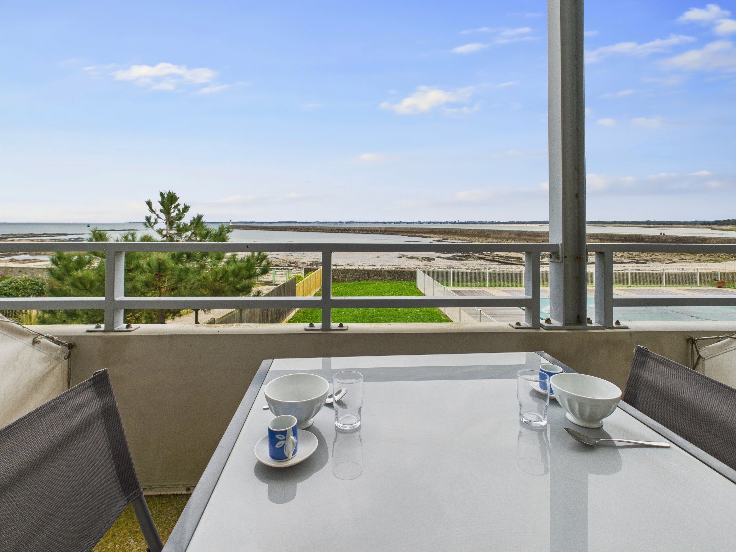  in Le Croisic - Sea view - Studio for 2 with swimming pool