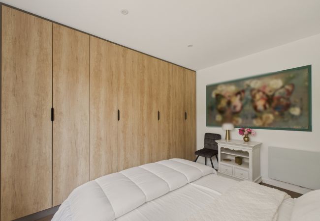 House in Saint-Gilles-Croix-de-Vie - Jacuzzi, terrace, house in the center city for 4 House in Saint-Gilles-Croix-de-Vie - Jacuzzi, terrace, house in the center city for 4