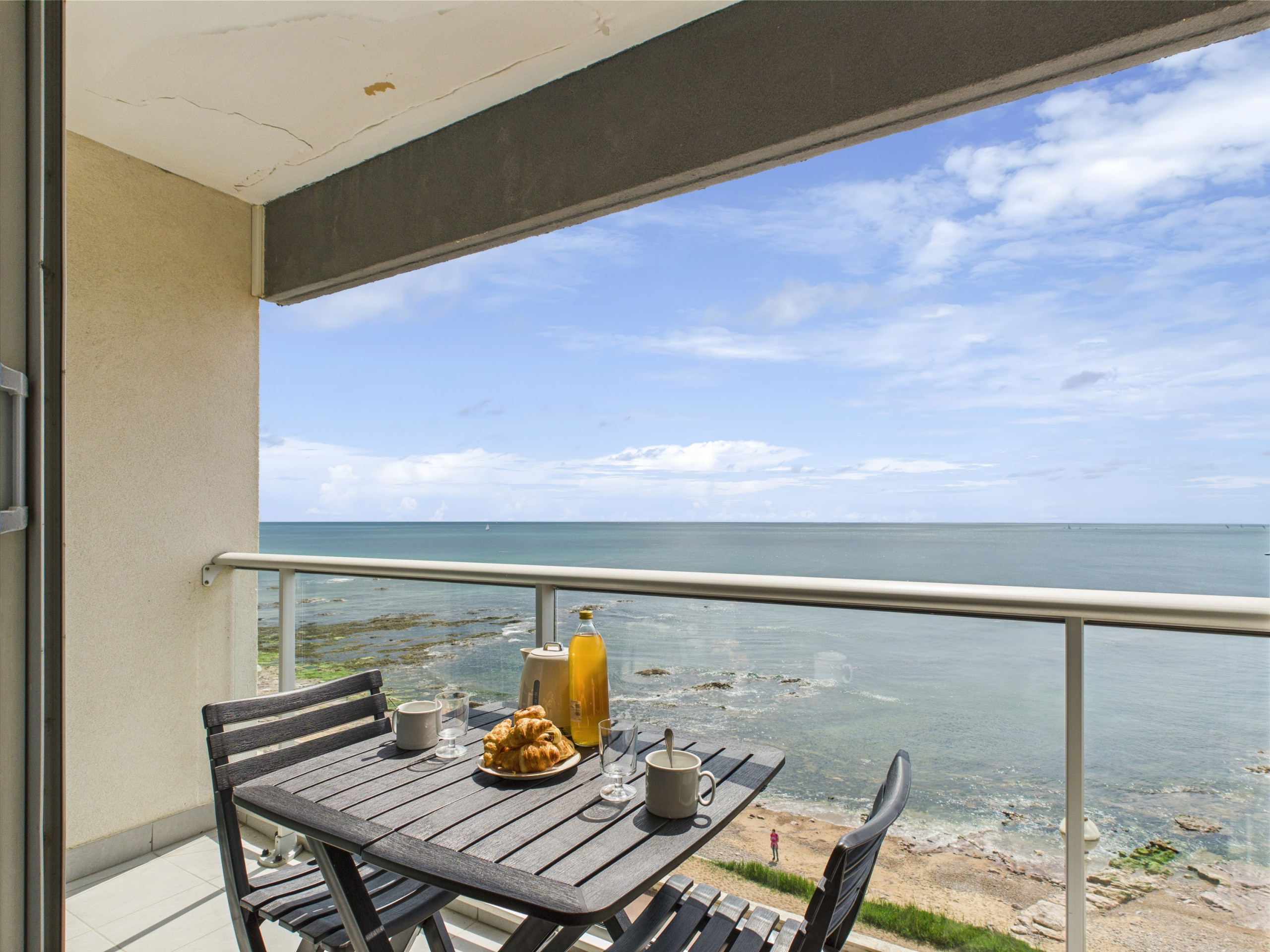  in Les Sables-d´Olonne - Sea view apartment 500m from the beach