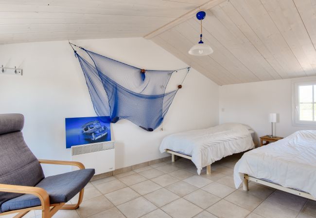 House in L'Epine - 500 m from the beach - House for 6 - Terrace House in L'Epine - 500 m from the beach - House for 6 - Terrace