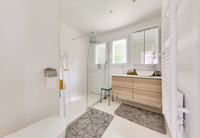 House in Saint-Gildas-de-Rhuys - 800 m from beach – house for 4 adults and 2 children House in Saint-Gildas-de-Rhuys - 800 m from beach – house for 4 adults and 2 children