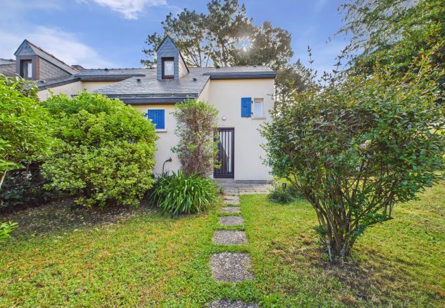 House in Le Pouliguen - 400m from the beach, garden, house for 5 House in Le Pouliguen - 400m from the beach, garden, house for 5