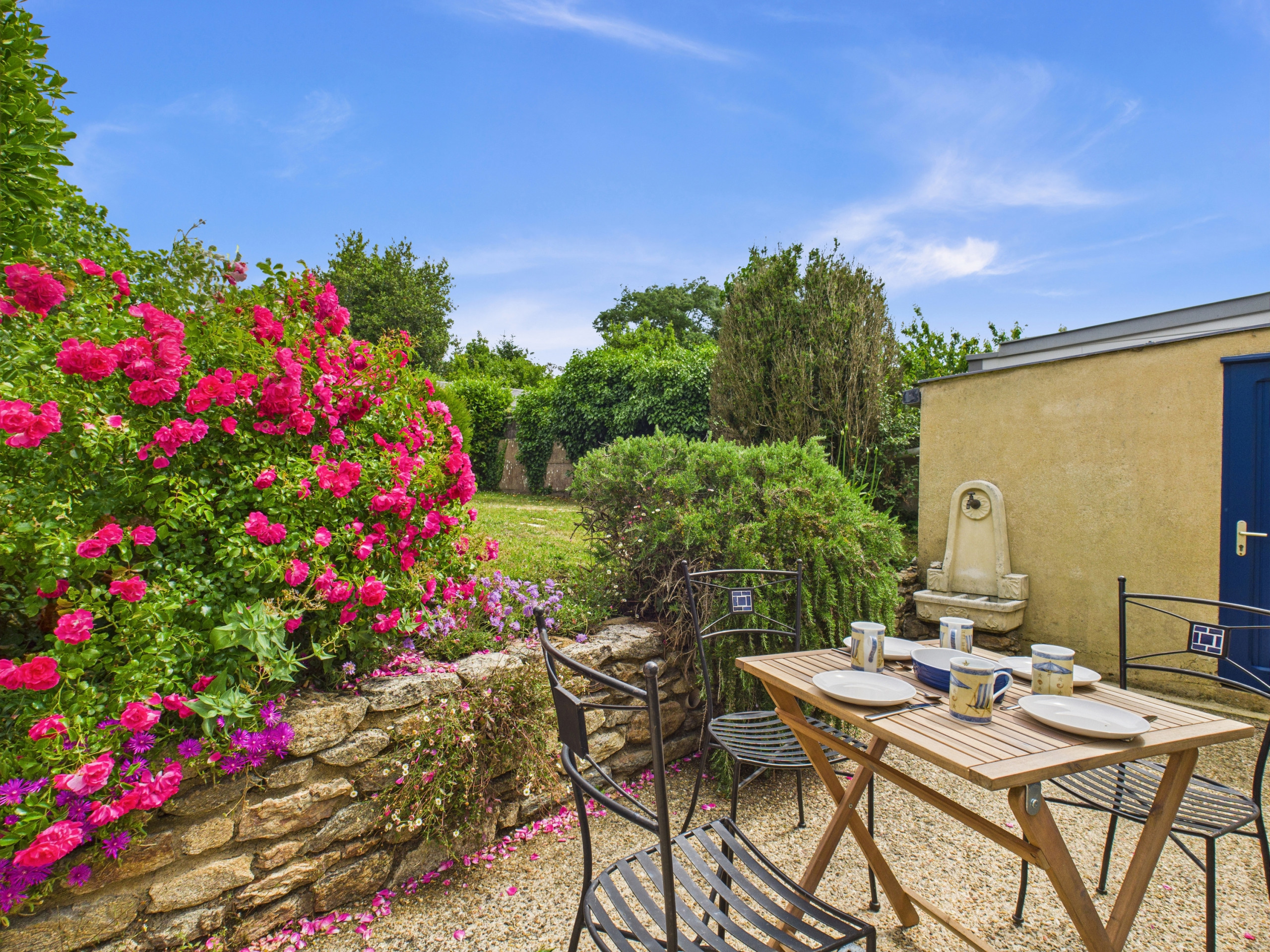  in Saint-Gildas-de-Rhuys - Family home with enclosed garden near beaches